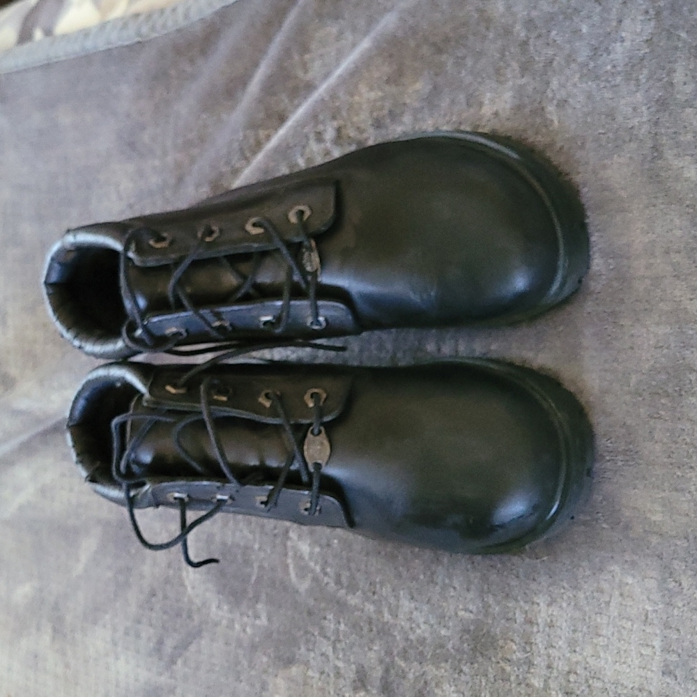 Timberland women's boots, size 8.5, black